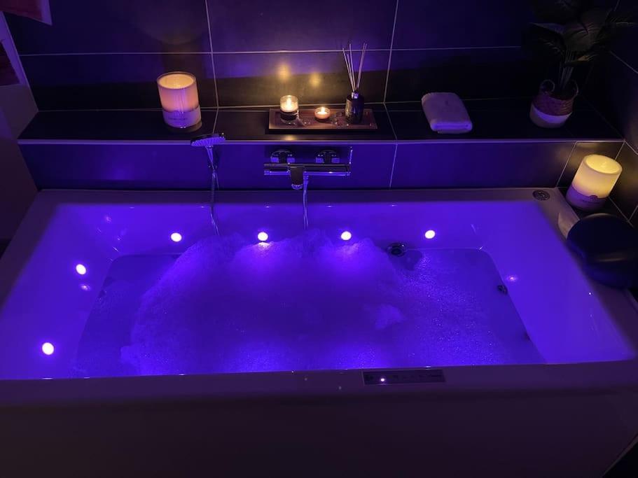 Suites Mana - La Perle Des Isles , Superbe Maison Art Deco Avec Balneotherapie Rethel Kültér fotó
